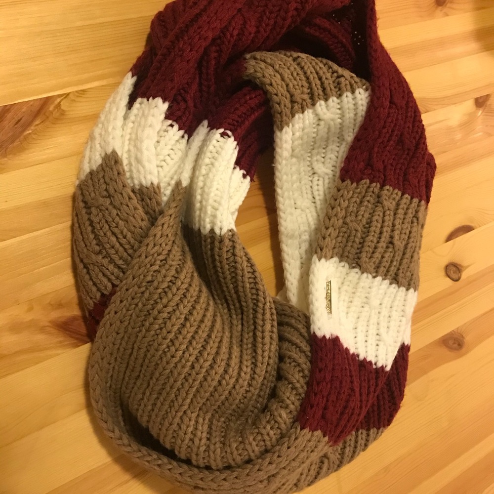 Michael Kors Infinity Scarf